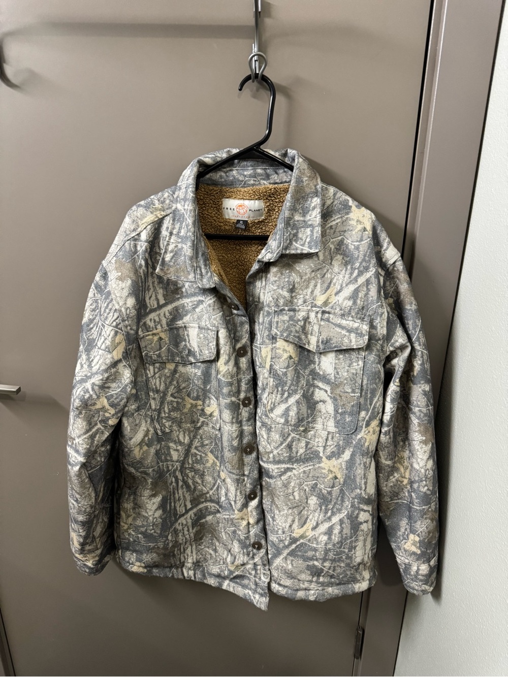 Men’s Camo Sherpa Jacket
